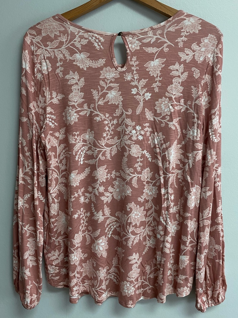 KNOX ROSE TOP - LARGE - Picture 7 of 9